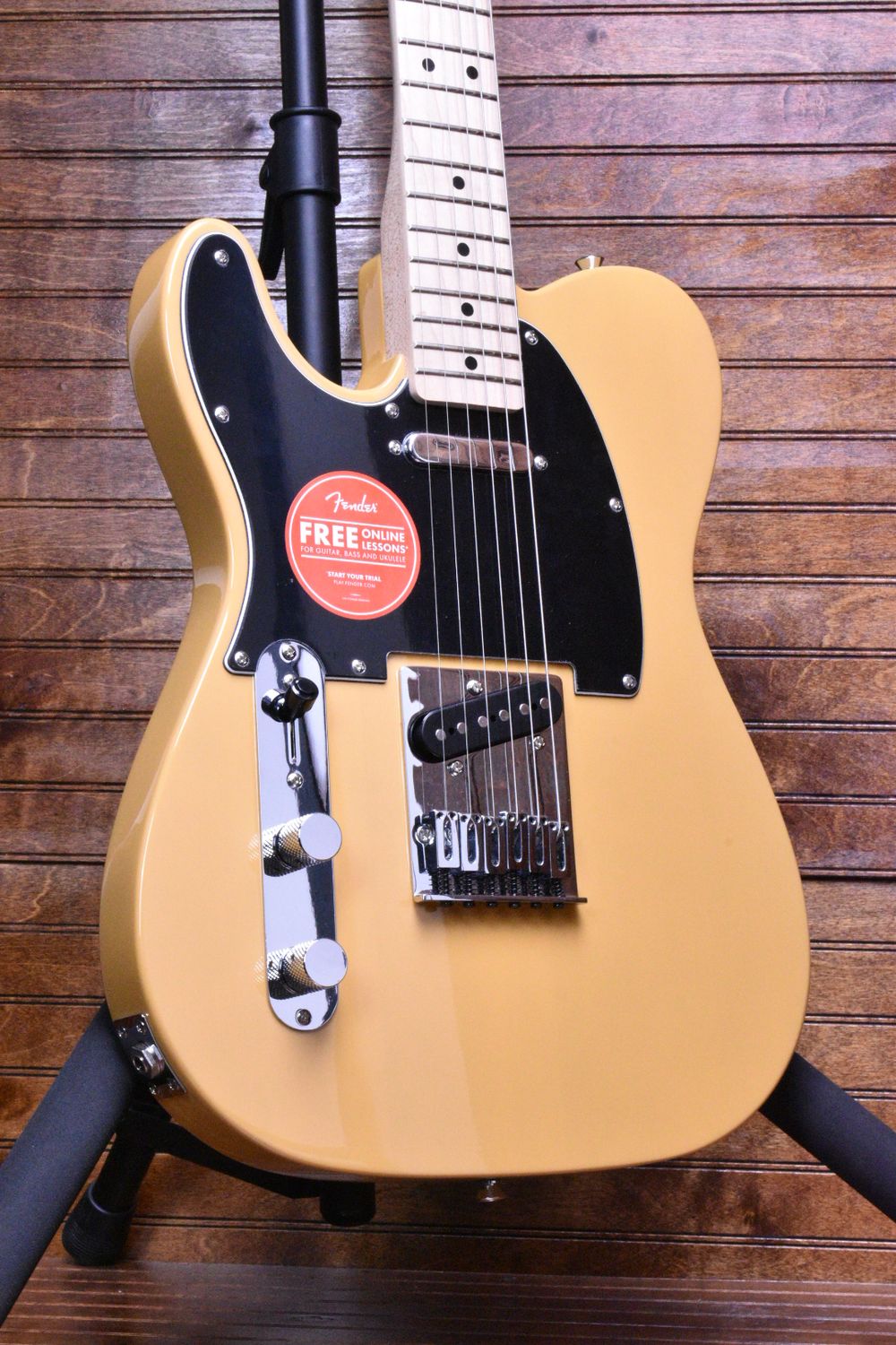 Squier Affinity Series® Telecaster® Left-Handed, Maple Fingerboard, Black Pickguard, Butterscotch Blonde