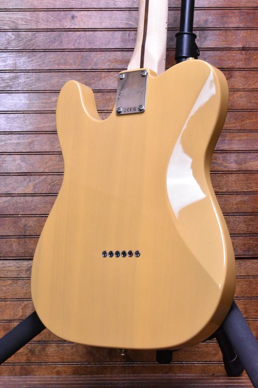 Squier Sonic® Telecaster®, Maple Fingerboard, Black Pickguard, Butterscotch Blonde