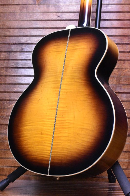 Epiphone Inspired by Gibson J‑200, Aged Vintage Sunburst