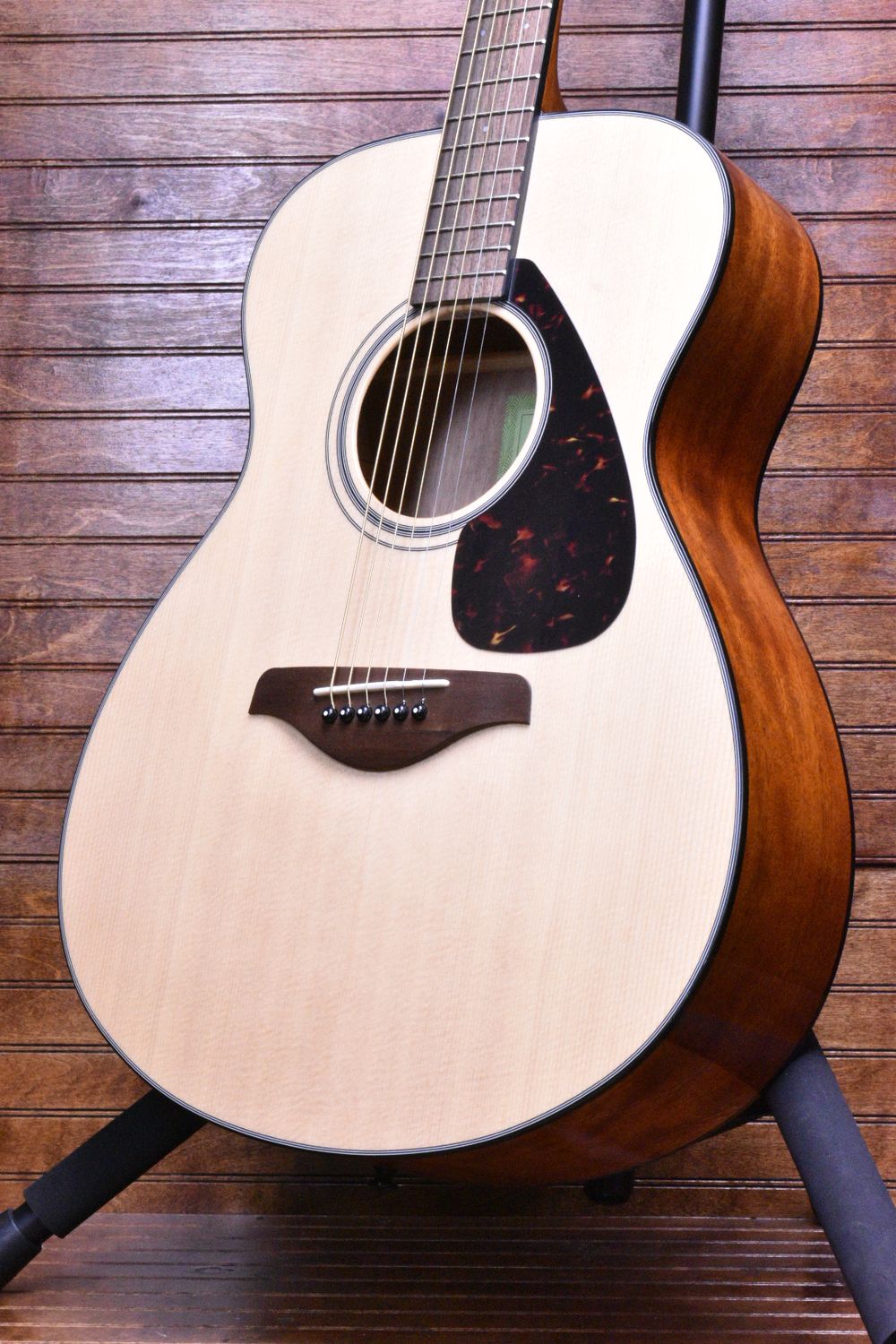 Yamaha FS800 Acoustic Guitar, Natural