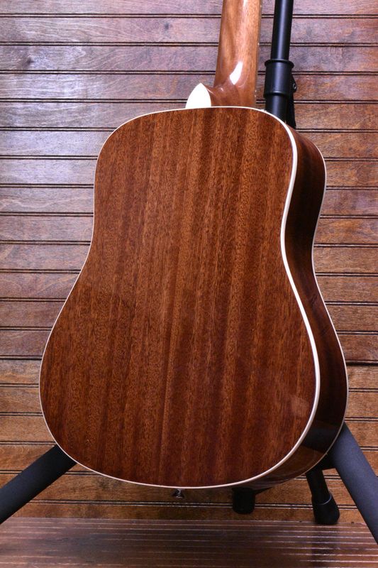 Fender California Standard Redondo™ Mini with Bag, Spruce Top, 3-Color Sunburst