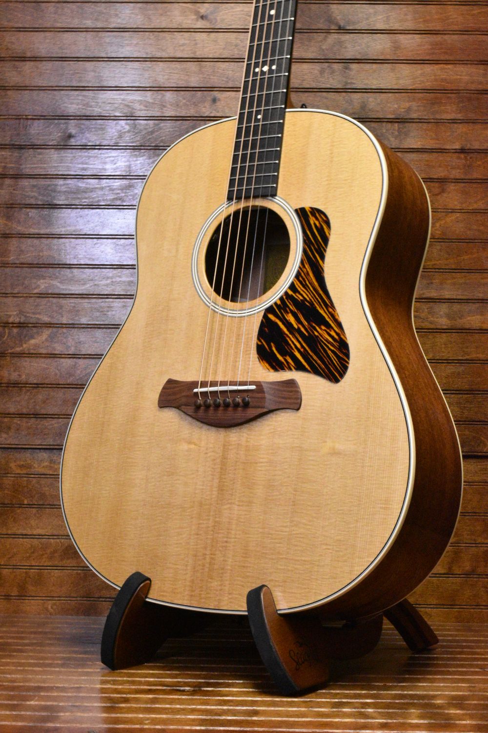Taylor 517e Gold Label, Grand Pacific