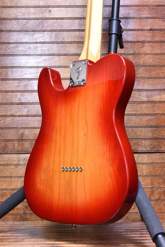Fender Player II Telecaster®, Rosewood Fingerboard, Aged Cherry Burst