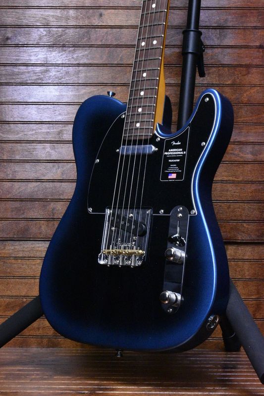 Fender American Professional II Telecaster®, Rosewood Fingerboard, Dark Night