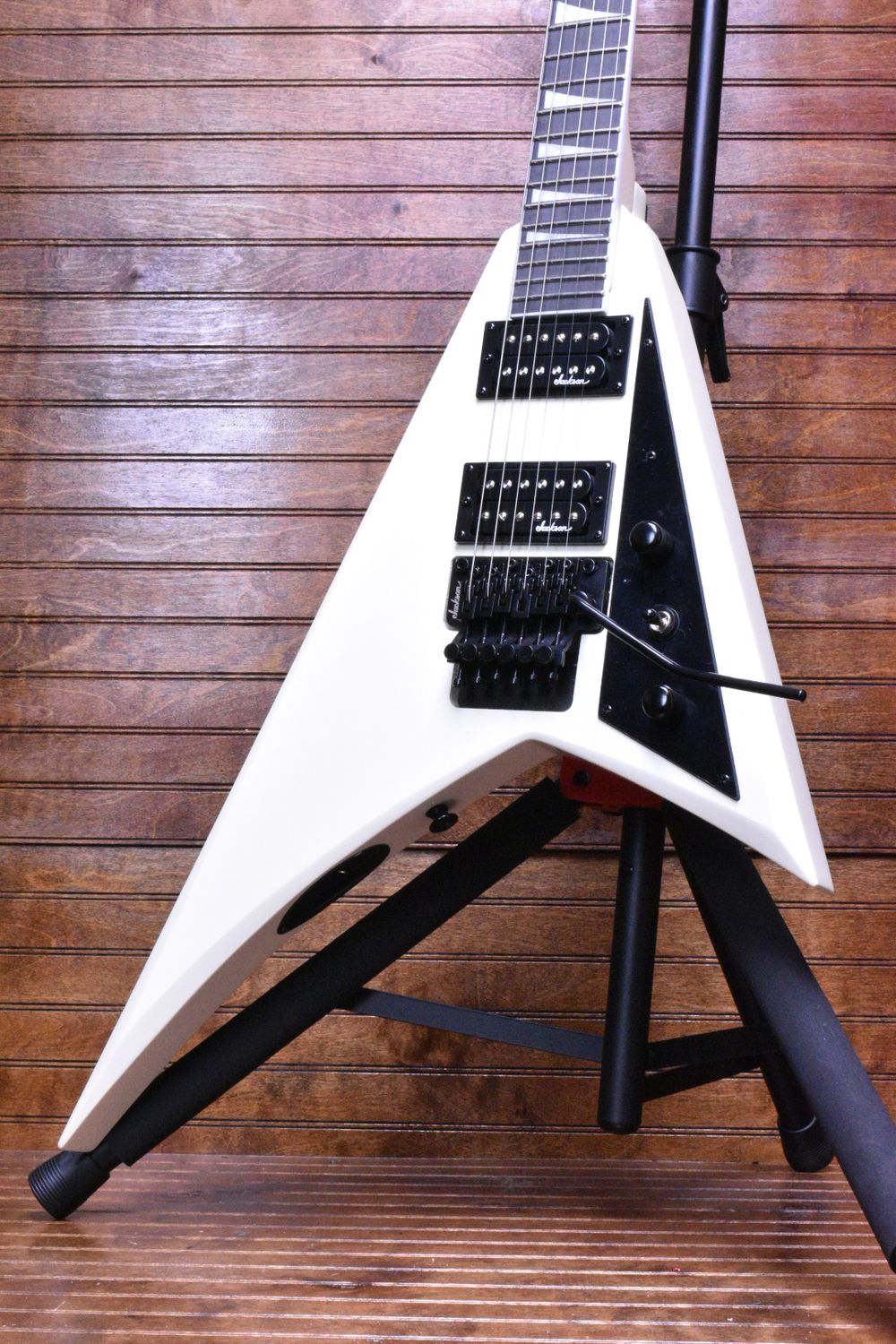 Jackson JS Series Rhoads JS32, Amaranth Fingerboard, Ivory