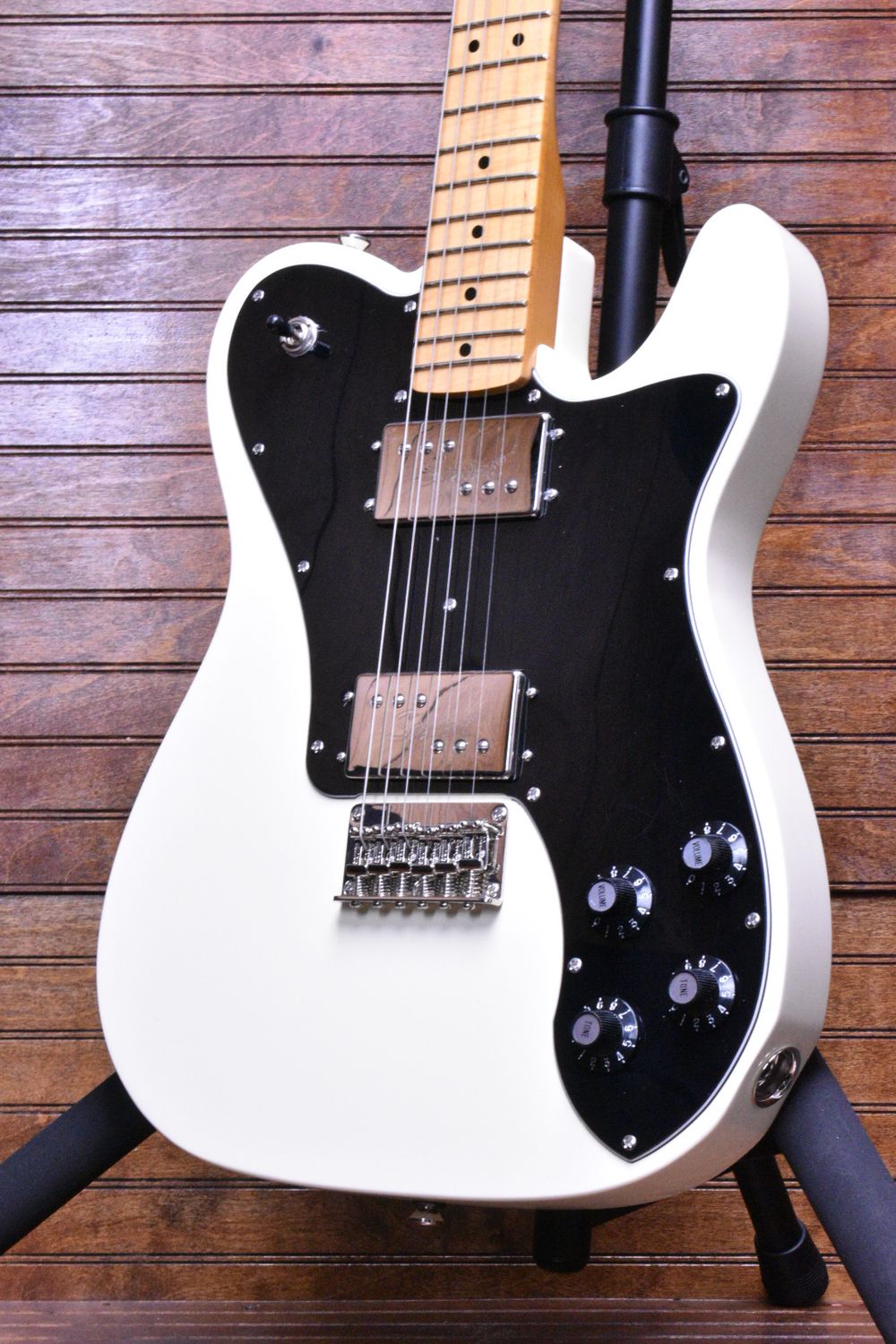 Squier Classic Vibe '70s Telecaster® Deluxe, Maple Fingerboard, Olympic White