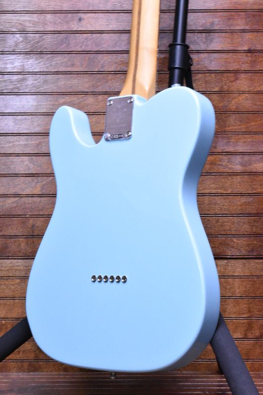 Fender 75th Anniversary Player II Telecaster®, Rosewood Fingerboard. Daphne Blue