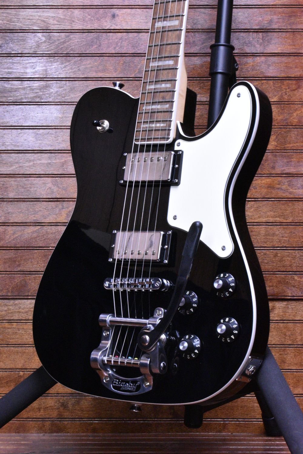 Paranormal Troublemaker Telecaster® Deluxe Bigsby®, Laurel Fingerboard, Parchment Pickguard, Black