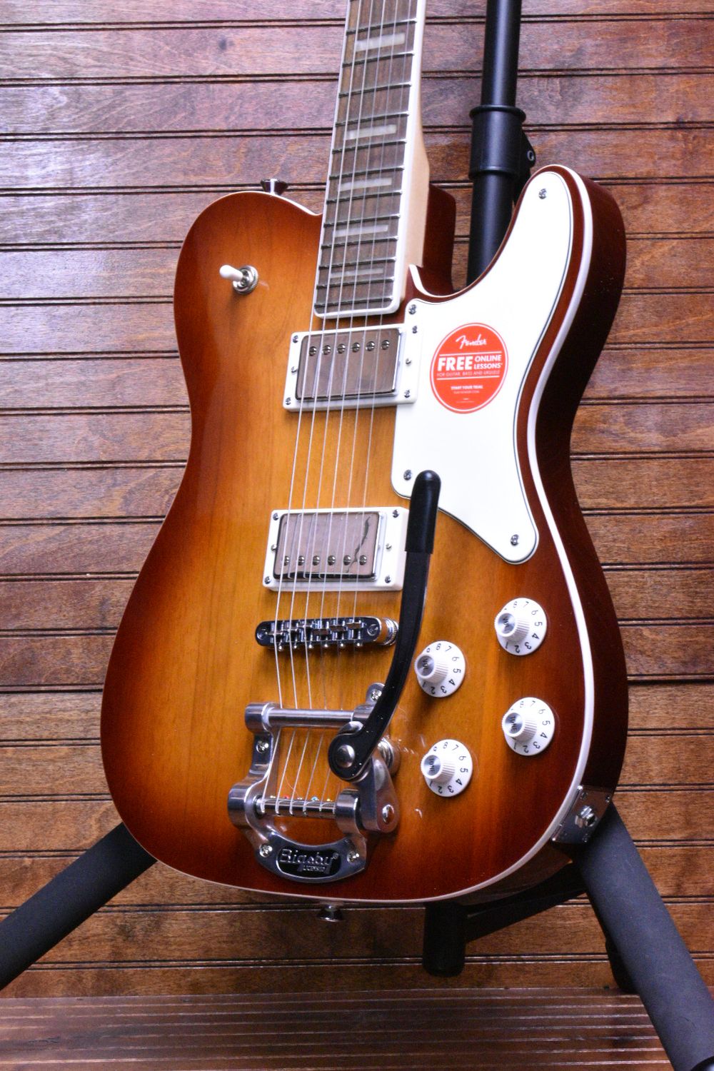 Squier Paranormal Troublemaker Telecaster® Deluxe Bigsby®, Laurel Fingerboard, Parchment Pickguard, Honey Sunburst