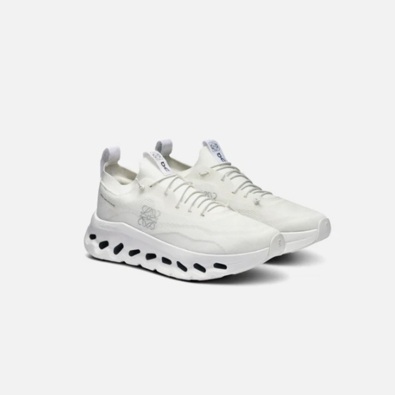 x on running Loewe cloudtilt &quot;All White &quot;