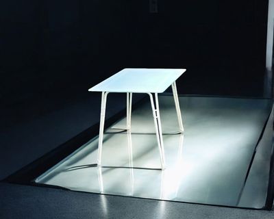 Table Minimaliste en Verre