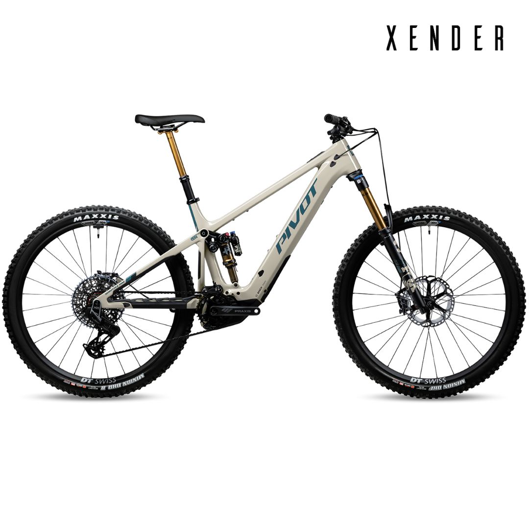 PIVOT SHUTTLE AM TEAM XX (2024)