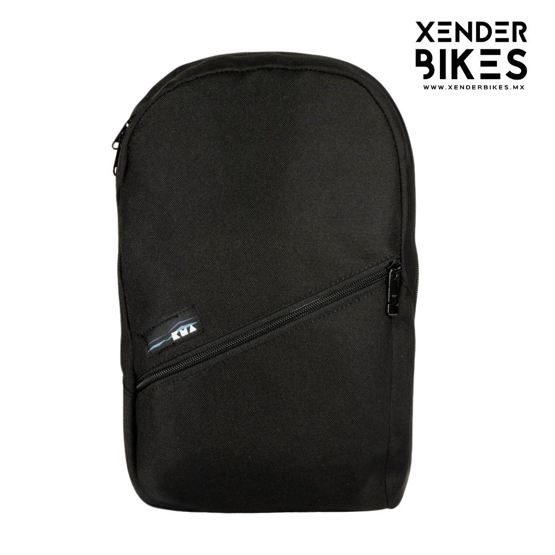 KMA BLACK BOX 15L NEGRO MOCHILA