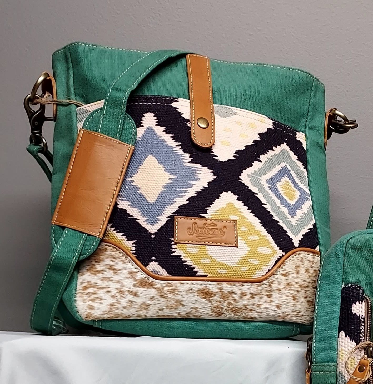 Sixtease: Shoulder/Sling Bag: