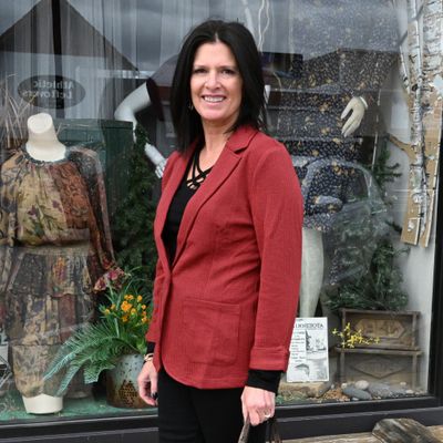 Shirred Sleeve Textured Blazer: