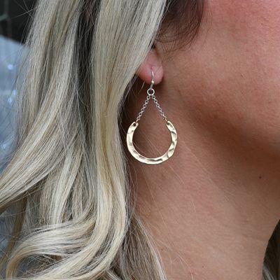 Whispers: Disc Dangle w. Chain, Mixed Metal  (462)