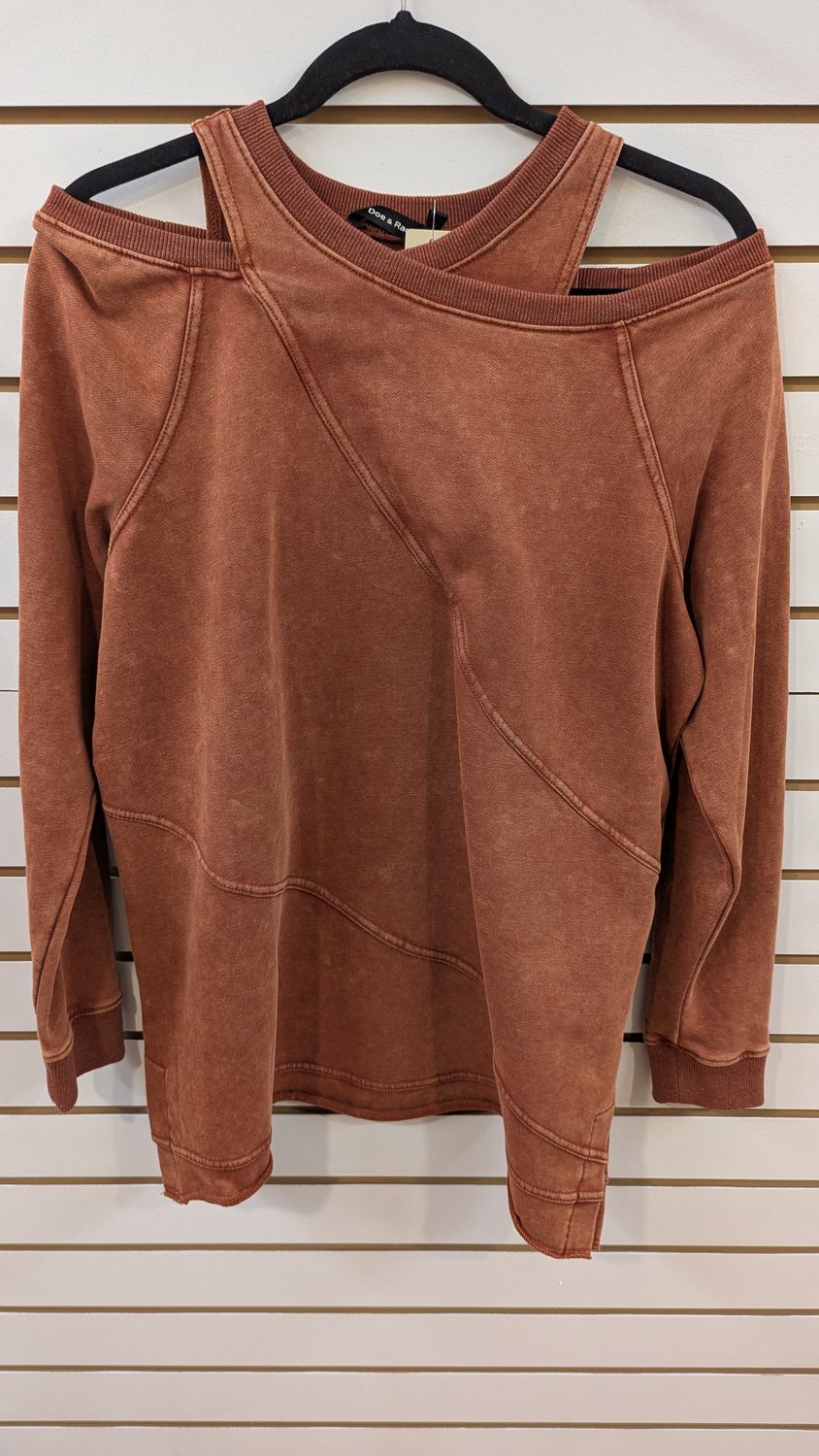 Cut-Out Shoulder Pull Over Top:, Color: Rust Brown:, Size: Small
