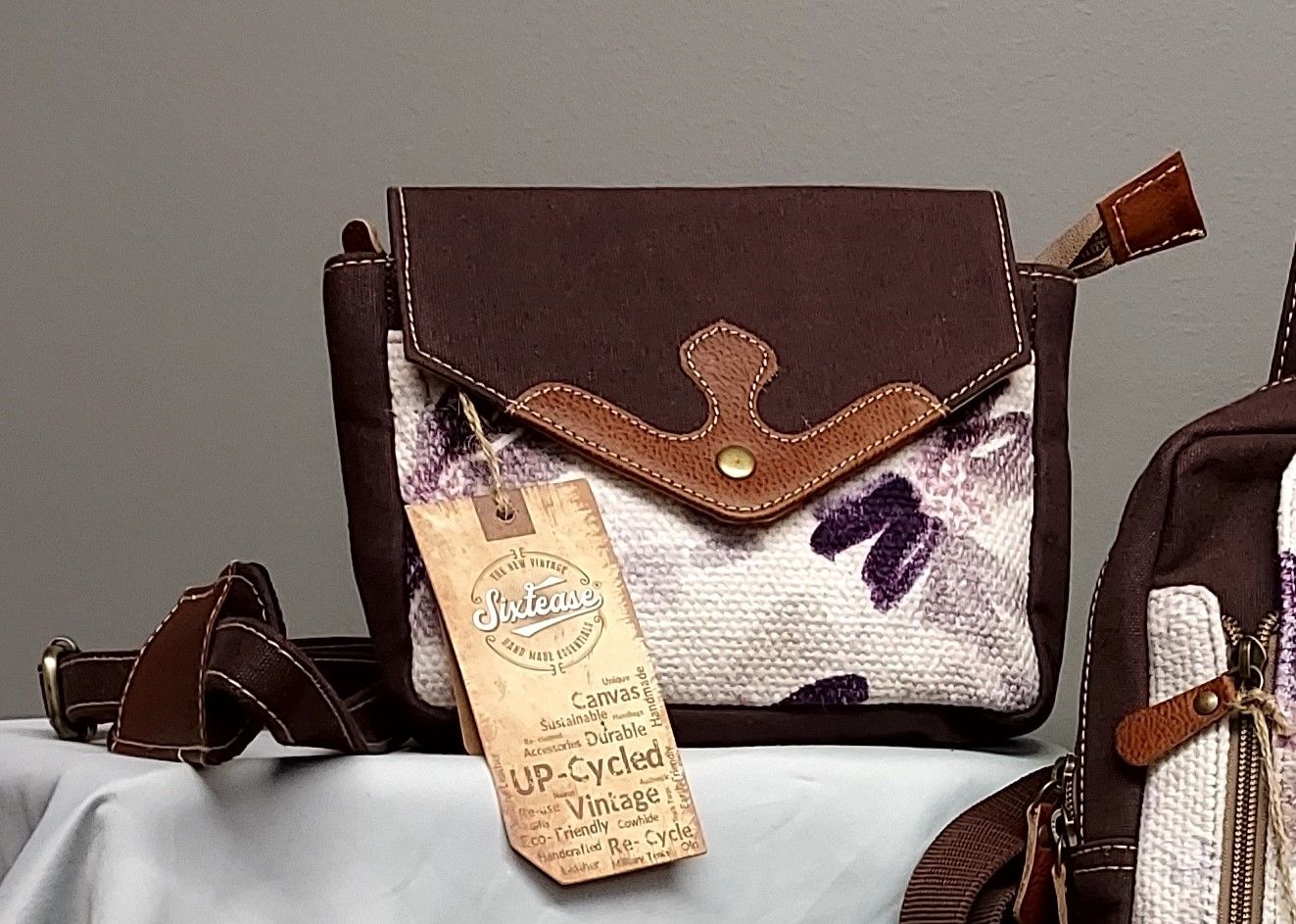 Sixtease: Fanny Pack:, Design: SB-4234