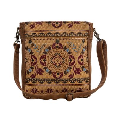 Myra Clodsire Shoulder Bag
