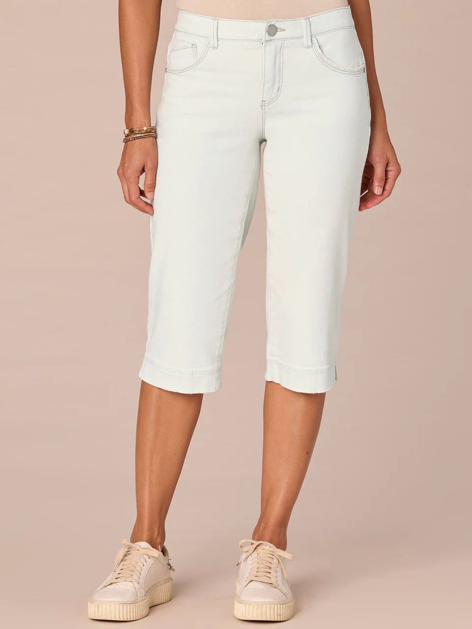 Democracy "Ab" Sol Mid-Rise Skimmer Capri w/ Slit Hem, Color: Bleached Blue:, Size: 2