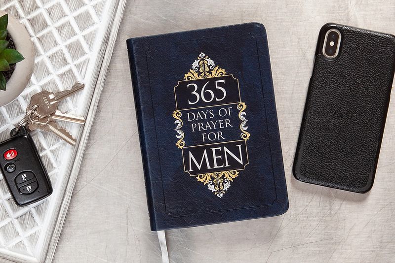 BOOK: 365 power Prayer for Men