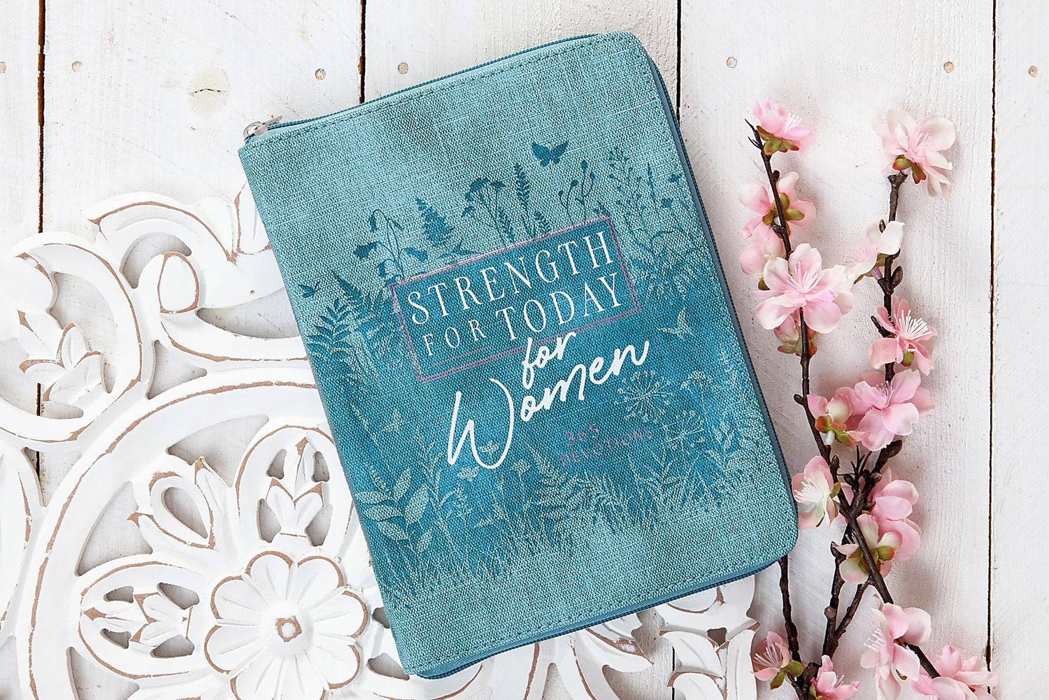 BOOK: Strength for Today for Women (Zippered)
