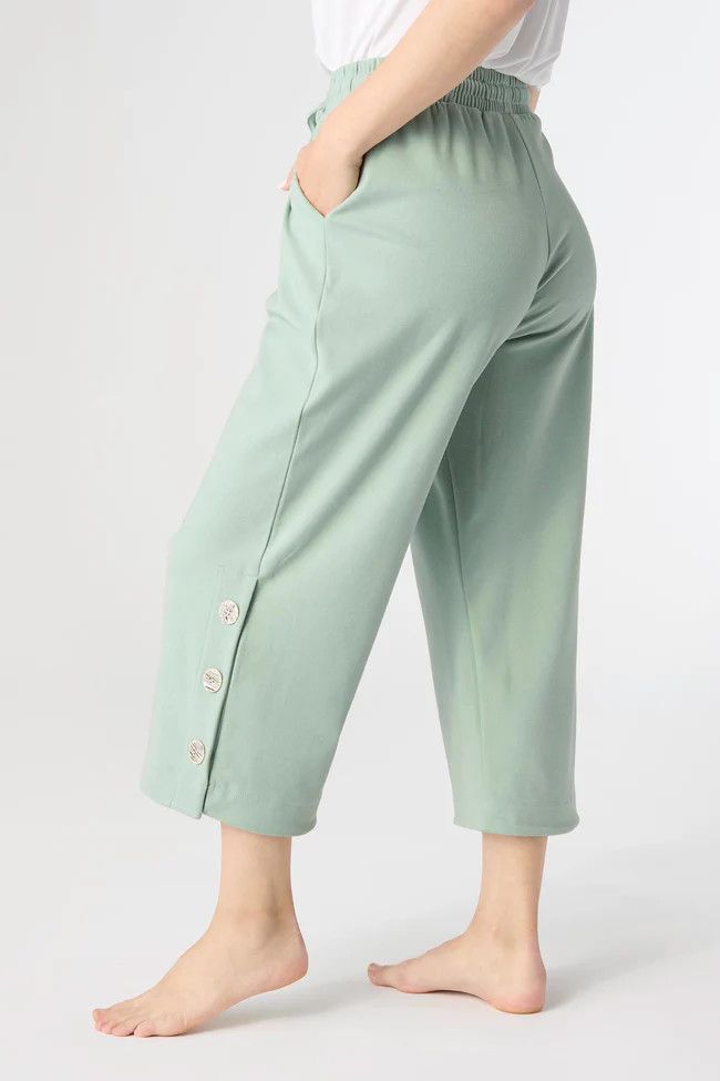 Coco +Carmen Weekend Brushed Button Crop: