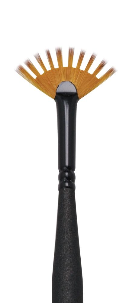 Royal Langnickel fan brush 10/0