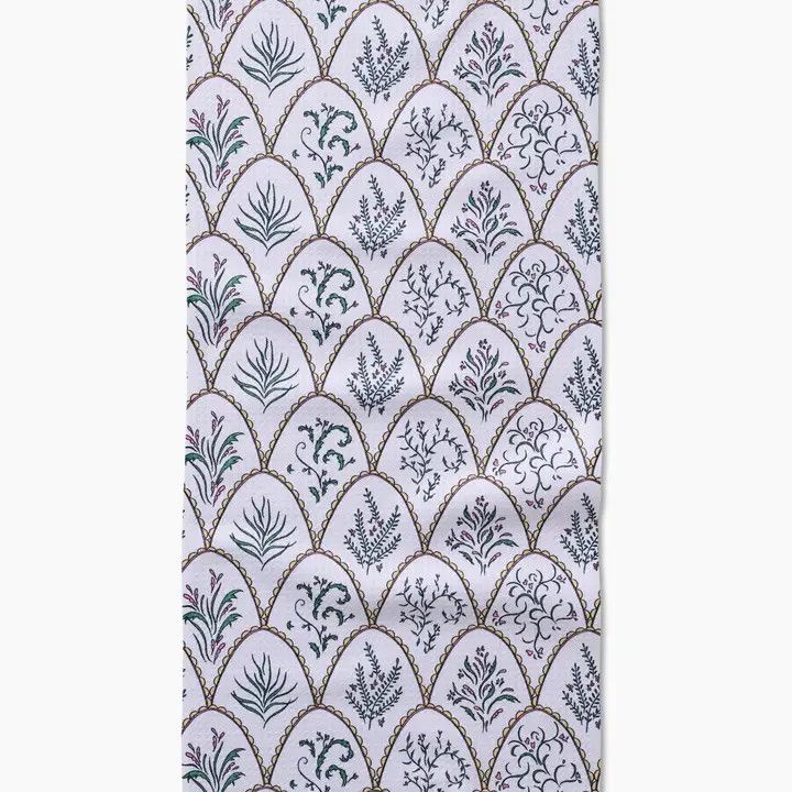 Geometry Floral Scallops Bar Towel