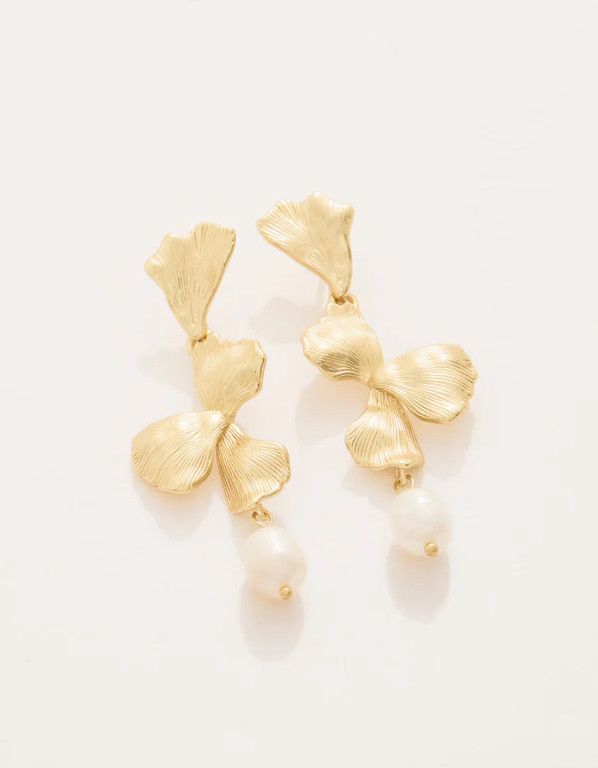 Spartina Ginko Leaf Dangle Earrings Pearl