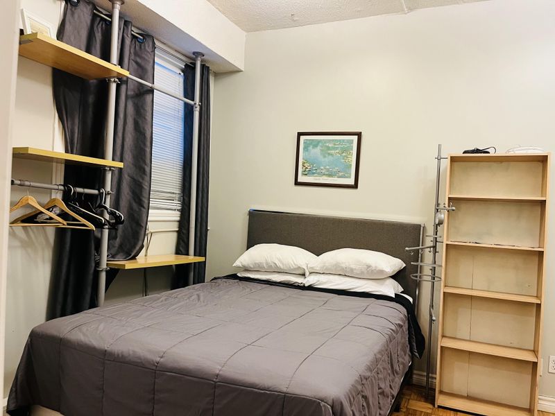 Deluxe Queen Suite