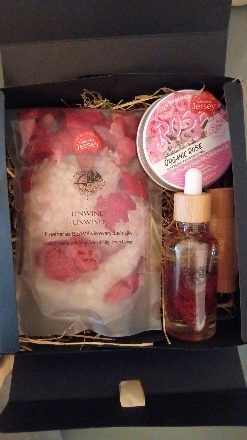 SEAM8 natural skincare  Christmas Giftset