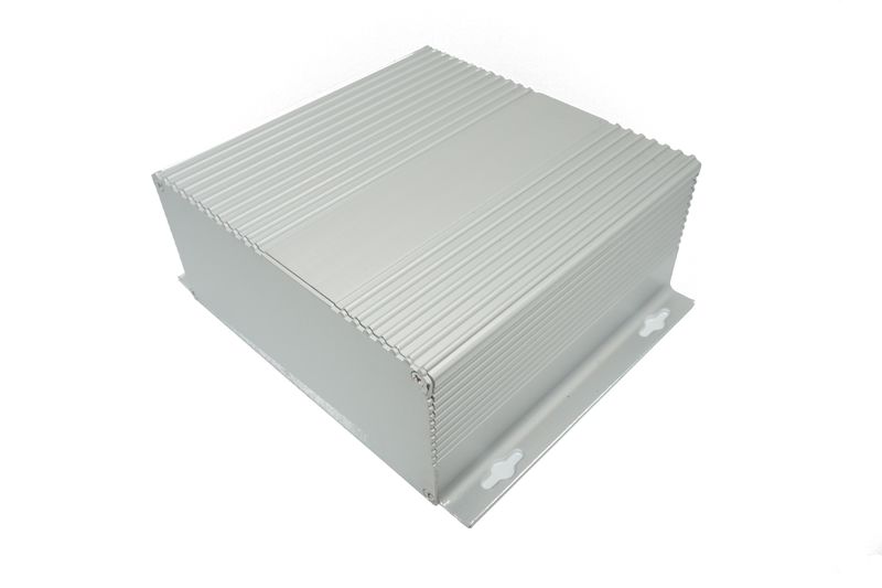 Aluminium-Elektronikgehäuse – 71x190x155 mm, silber eloxiert