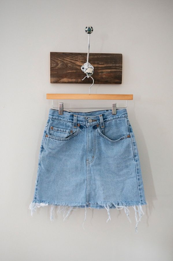 Up Skirt