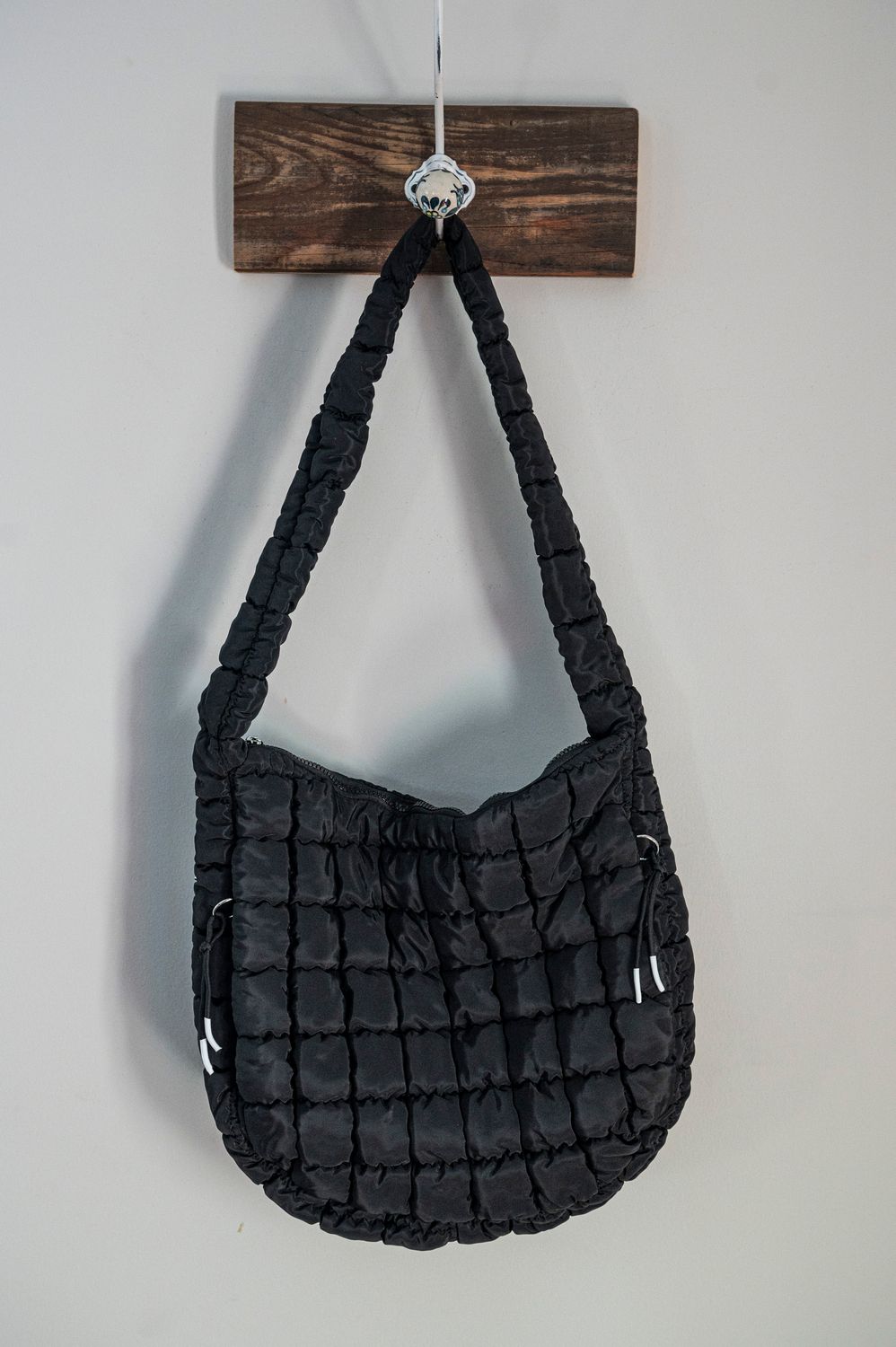 Quilted Hobo, Color: Black