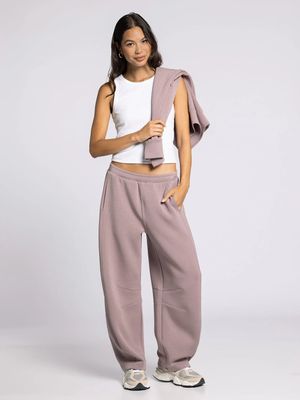 Lenore Pant