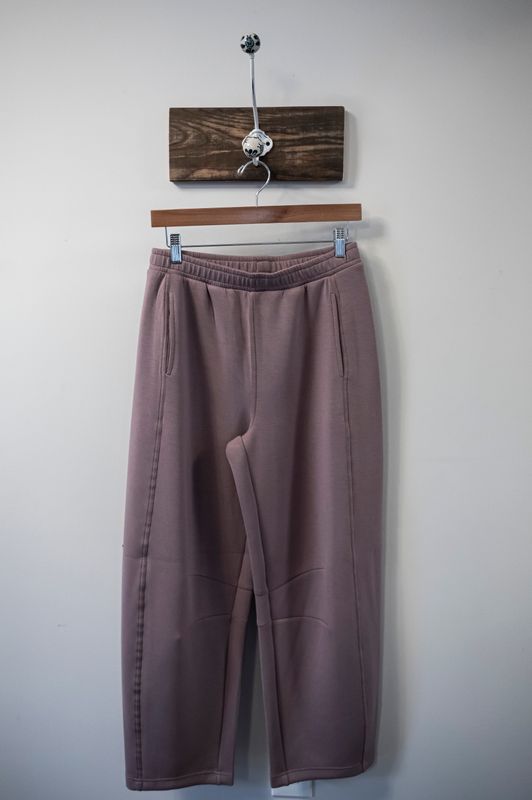 Lenore Pant