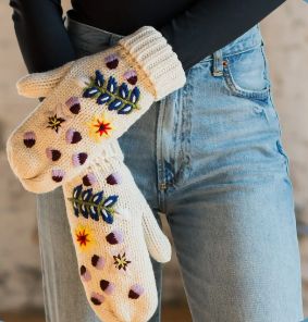 Beige Hand Stitched Floral Knit Mittens