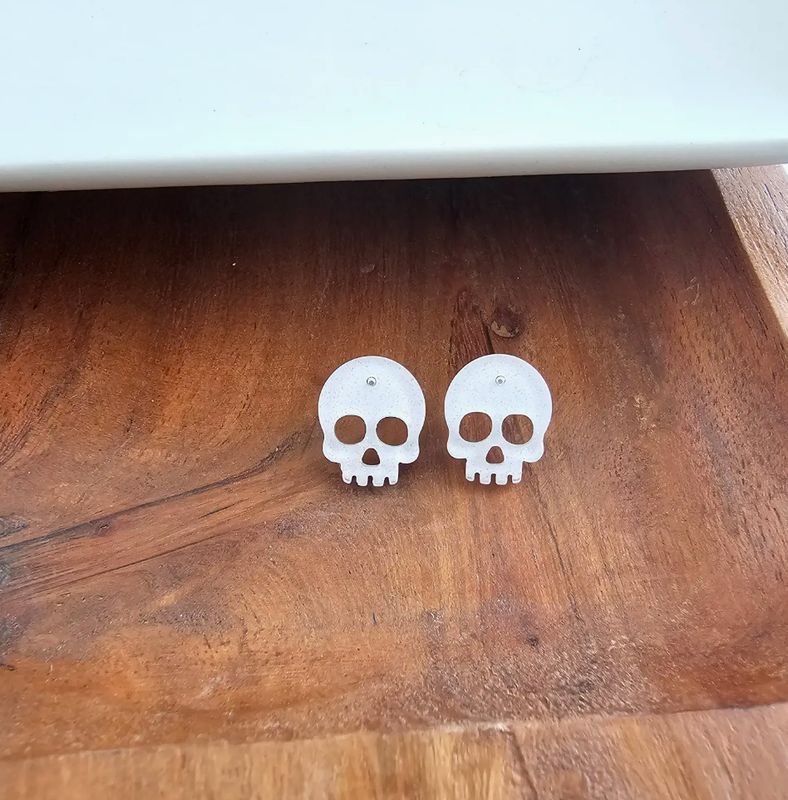 Skull Studs - White Glitter // Halloween Earrings