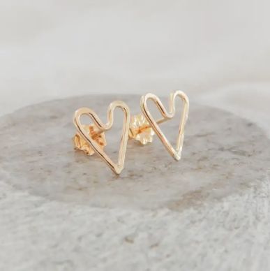 Barberry &amp; Lace Hammered Heart Stud Earrings
