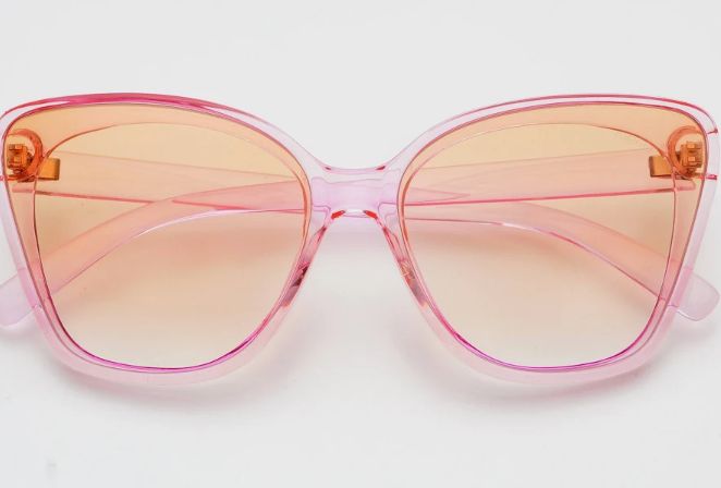 FREYRS Grace Sunglasses (Pink)