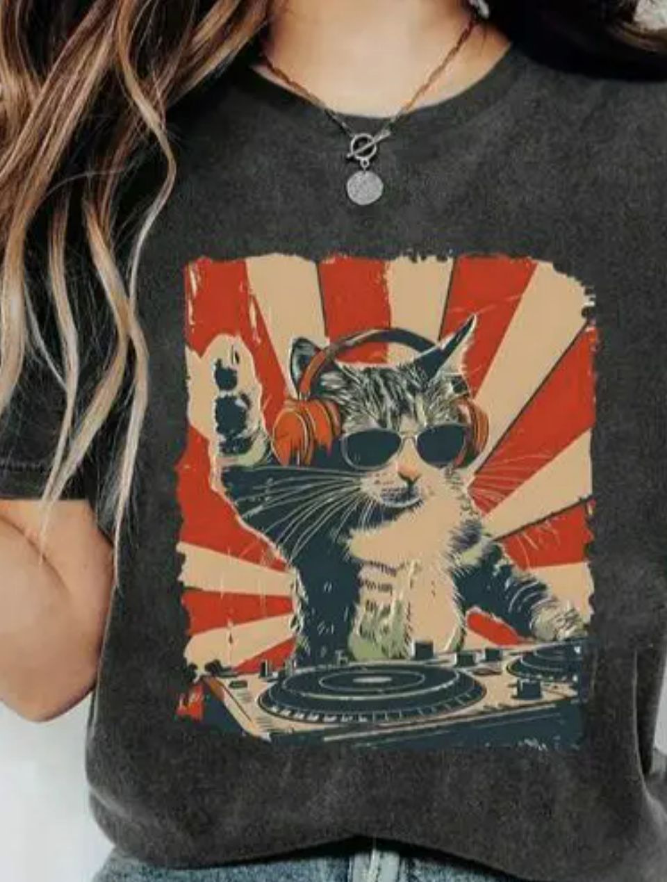 DJ Cat Graphic T-Shirt