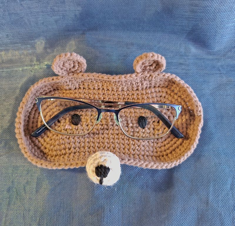 Bear Eyeglass holder Bear Eyeglass holder