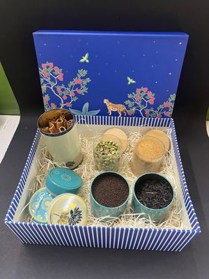 Personalise Your Hamper Box