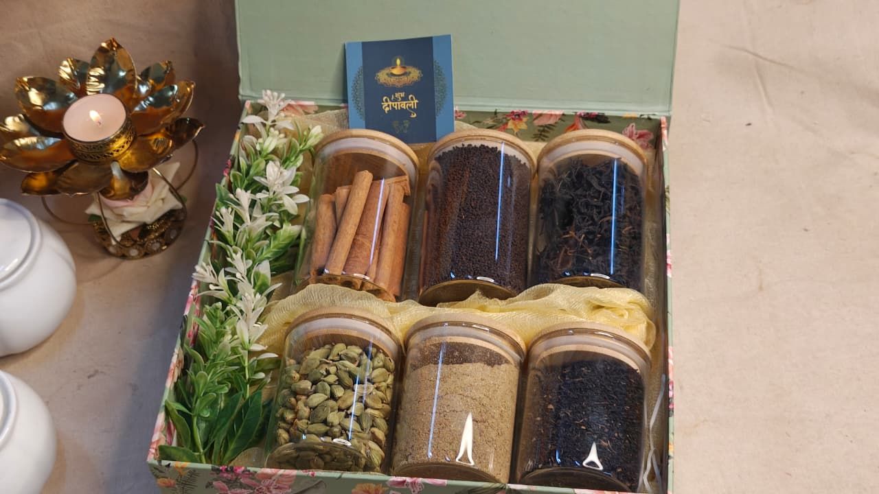 Tea and related products for Diwali Hampers