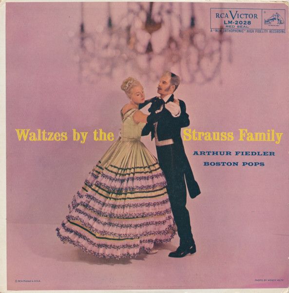 Arthur Fiedler, Boston Pops Orchestra– Waltzes By The Strauss Family (G, 1956, RCA Victor Red Seal – LM-2028))