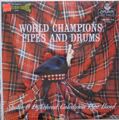 Shotts &amp; Dykehead Caledonia Pipe Band ‎– World Champions Pipes And Drums (LP, SW 99012, VG)