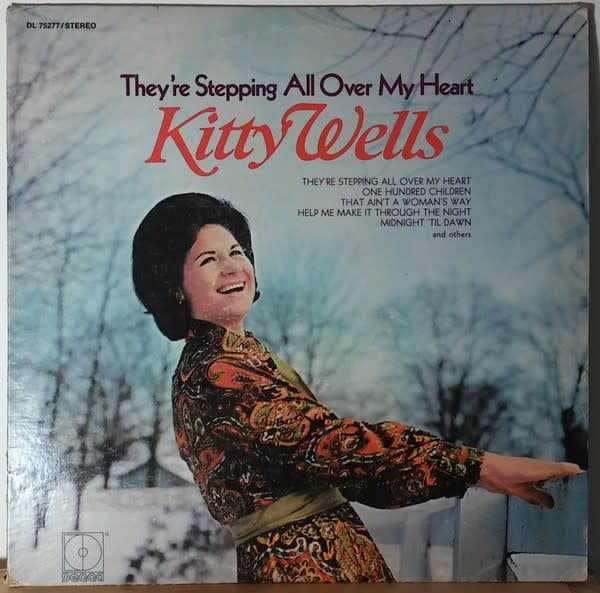 Kitty Wells – They&#39;re Stepping All Over My Heart (G+, 1971, LP, Decca – DL 75277)