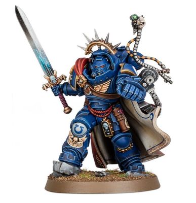 Space Marines : Captain in Gravis Armour
