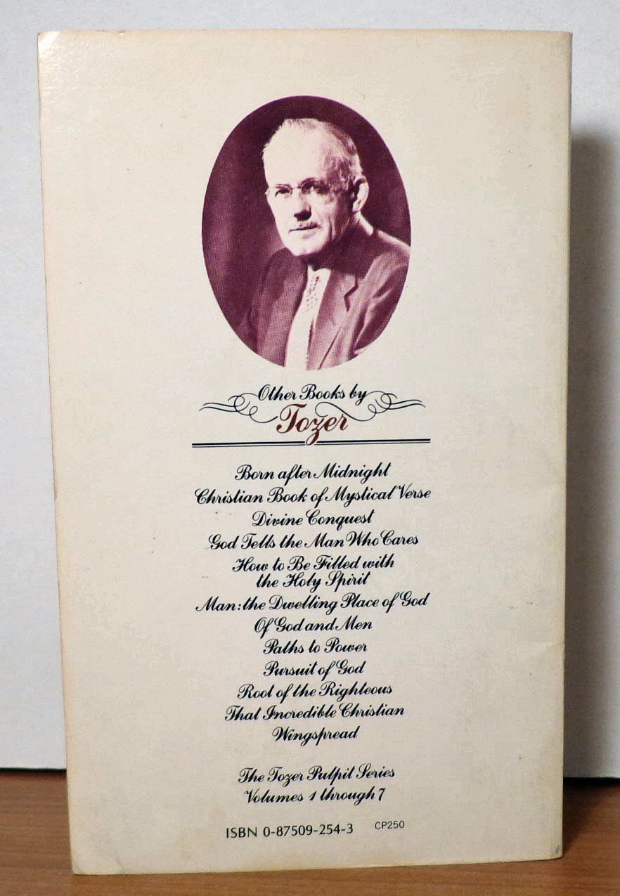 Tozer, A. W. (240) Of God and Men (PB)